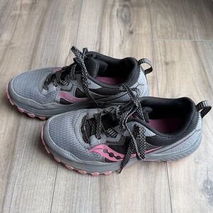 Saucony Excursion TR16 Trail Shoes S10745-20 Running Black Pink